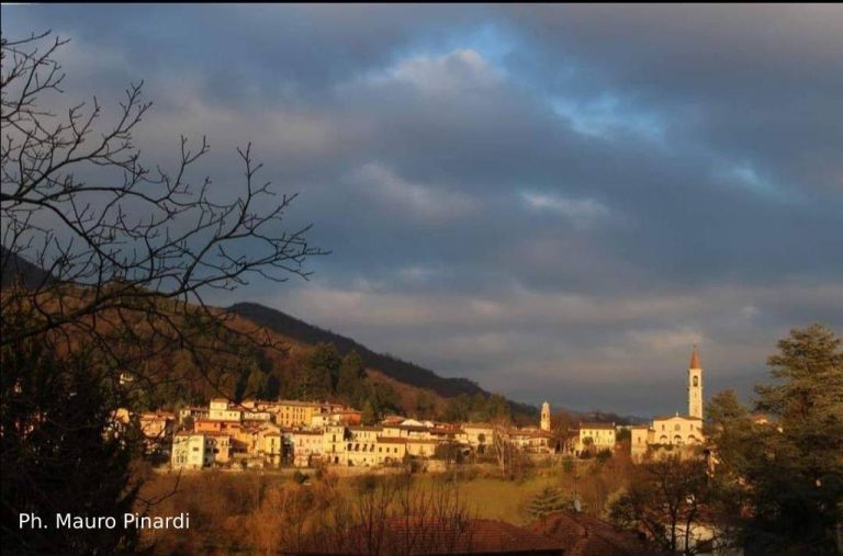 vista del paese di Viggiù: sede della giornata di costellazioni familiari