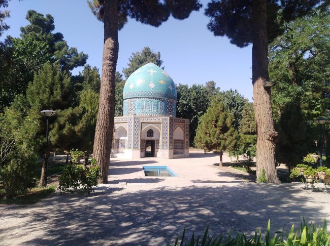 mausoleo di Attar uno dei poeti mistici più importante del mondo dei Sufi